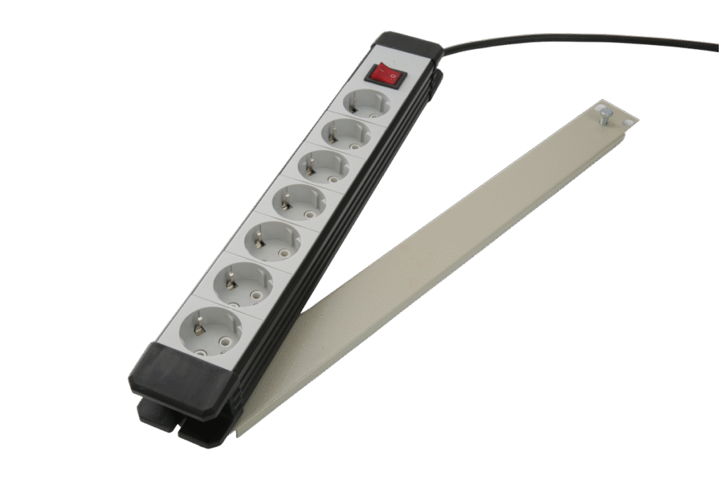 Priključnice za kućišta od 19 inča