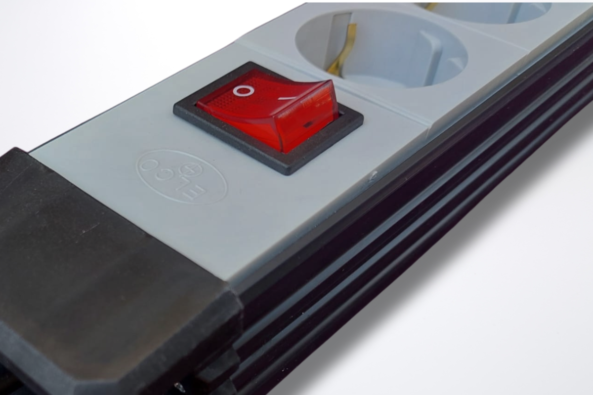 Modularna priključnica - prekidač