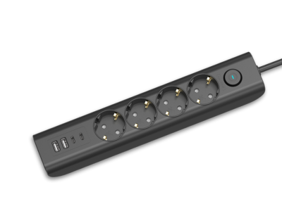 Četvorostruka priključnica sa USB konektorima